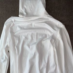 Silky turtle neck long sleeve